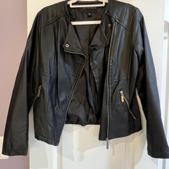 Bernardo Vegan Leather Moto Jacket - Picture 4 of 6
